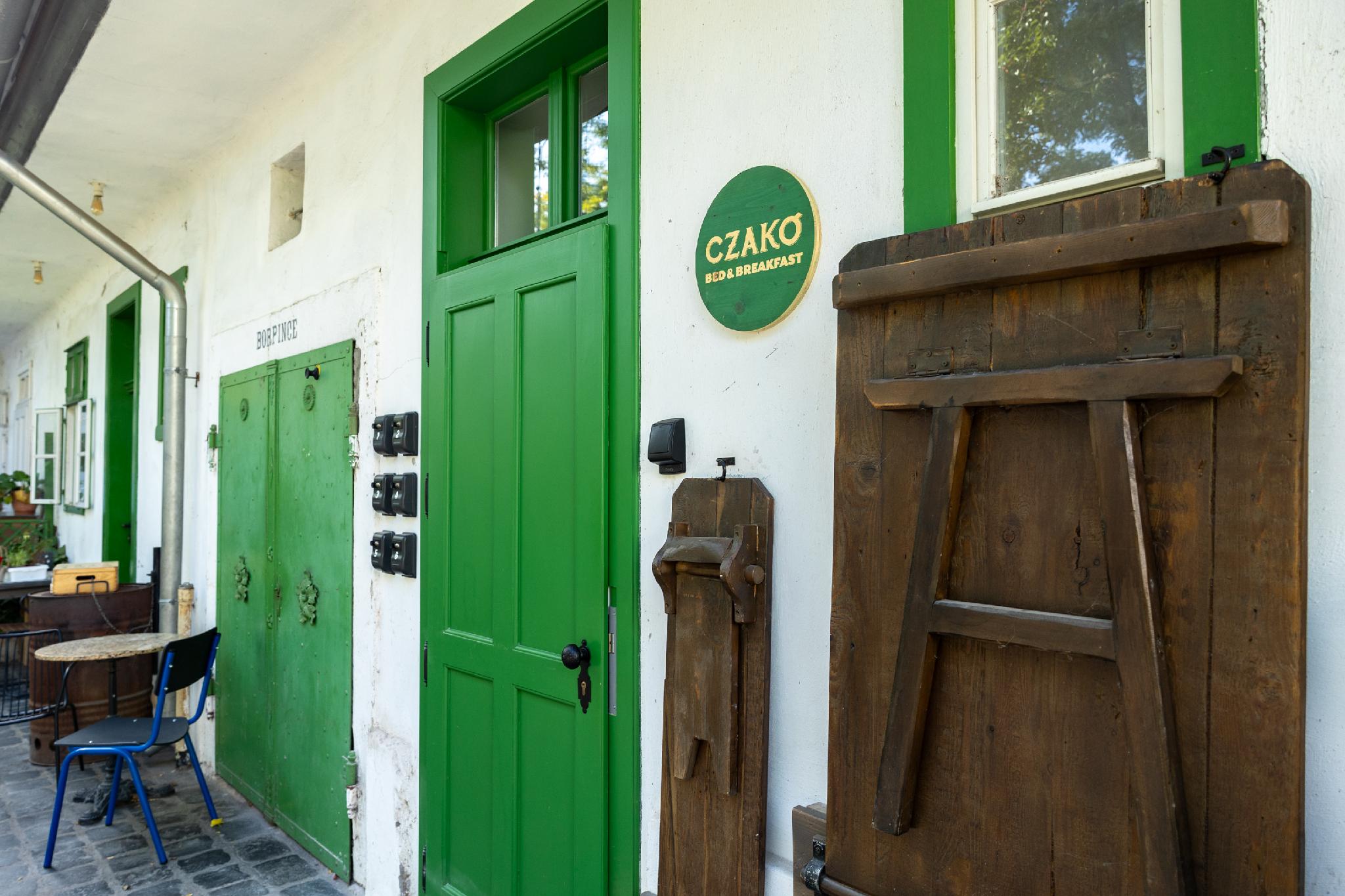 Czako Bed&Breakfast 1/17