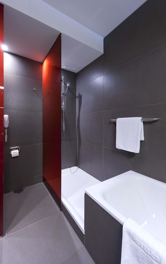 NH Collection Barcelona Constanza 50/50