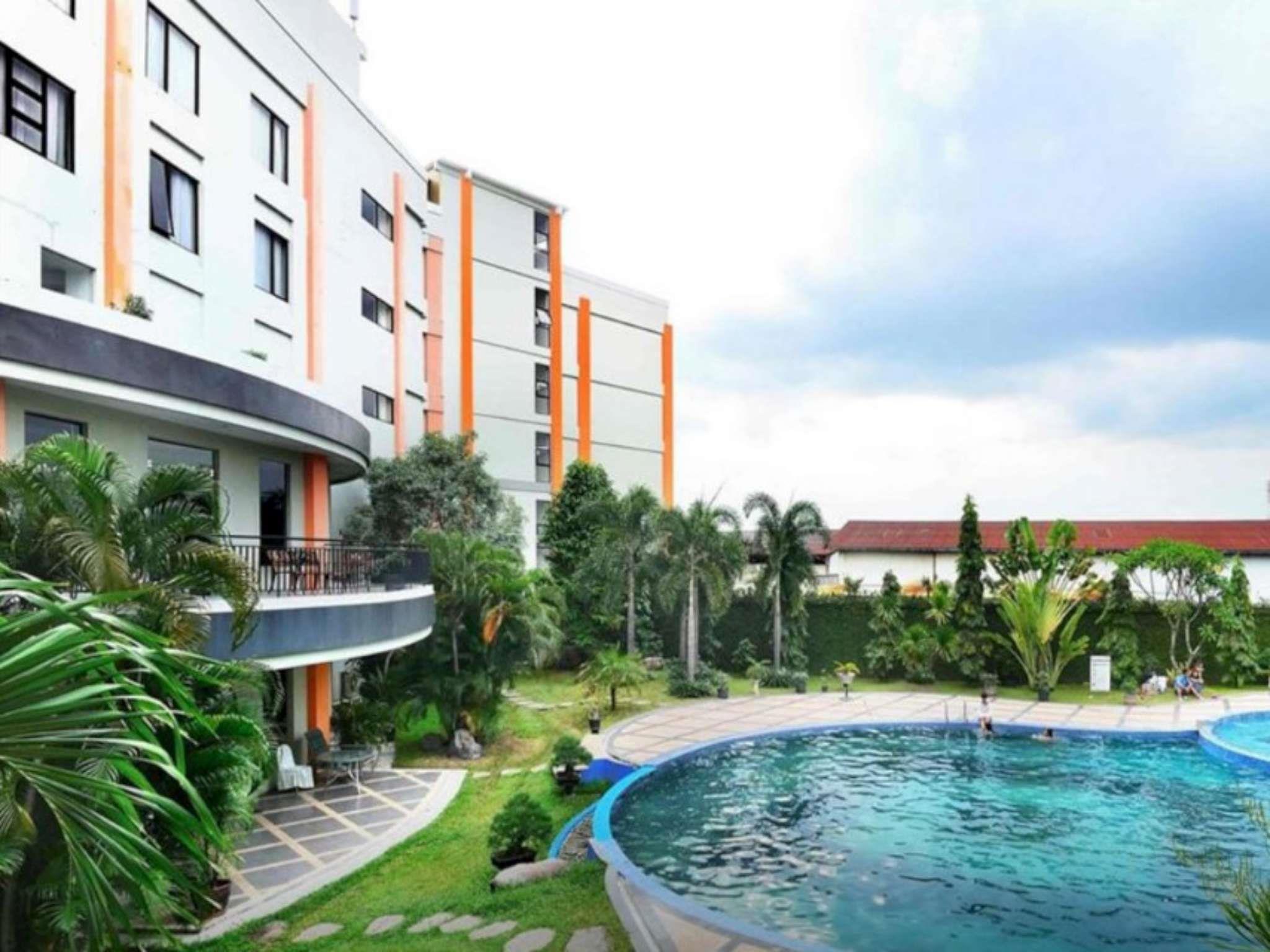 The Sun Hotel Sidoarjo 41/43