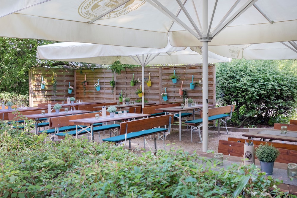 Hotel Frankfurt Messe Affiliated By Melia 8/73