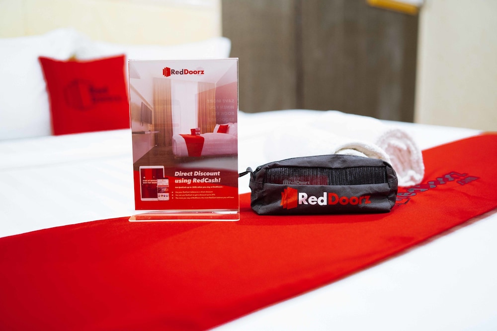 Reddoorz Plus @ Winter Benitez 26/39