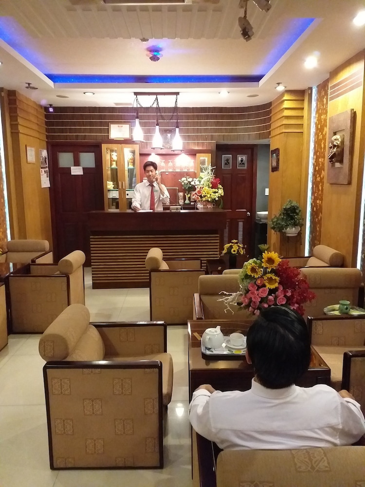 Hoang Vinh Hotel 23/28