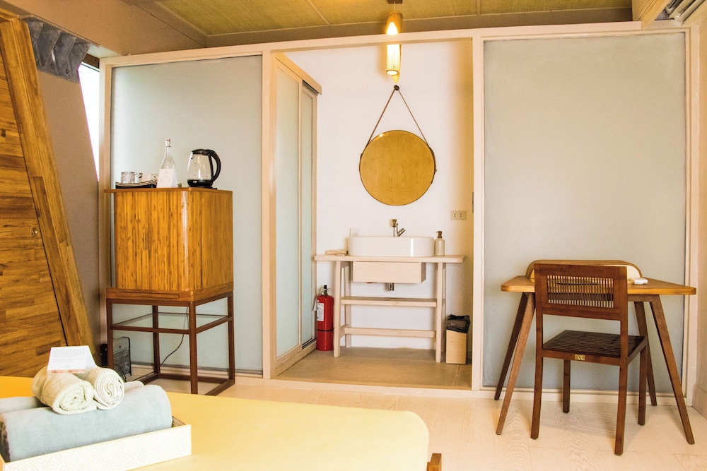 Asmara Urban Resort and Lifestyle Village Powered by ASTON 40/50