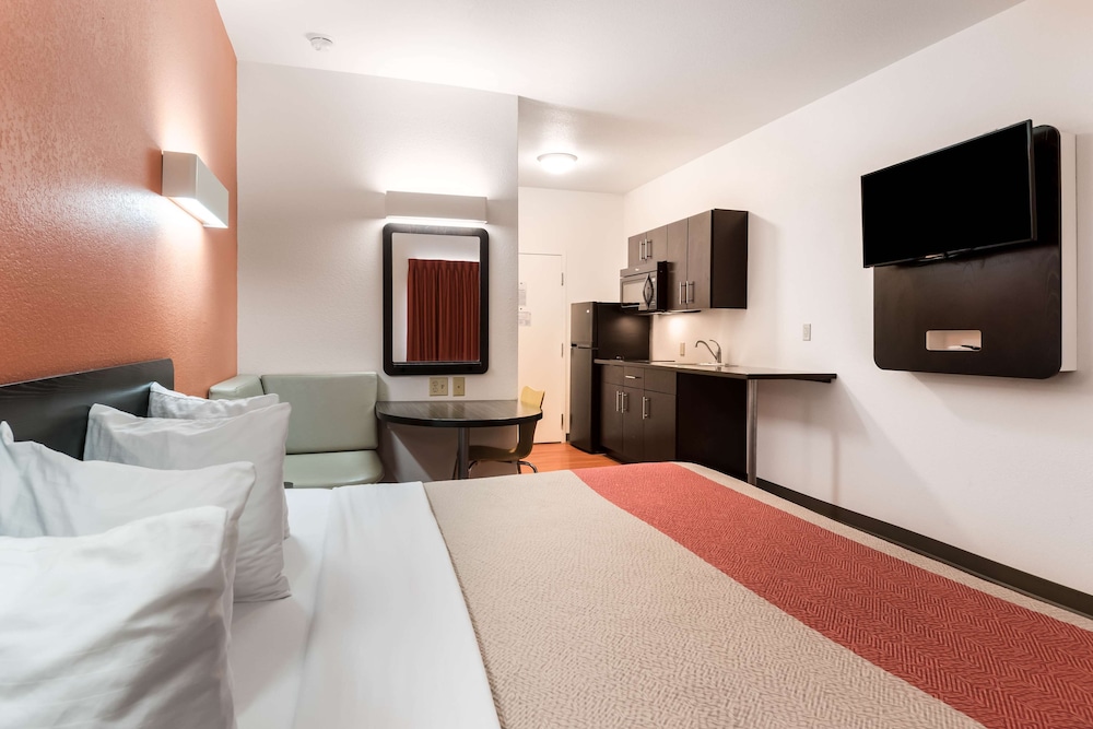 Motel6 Wilkes Barre, PA - Arena 23/51