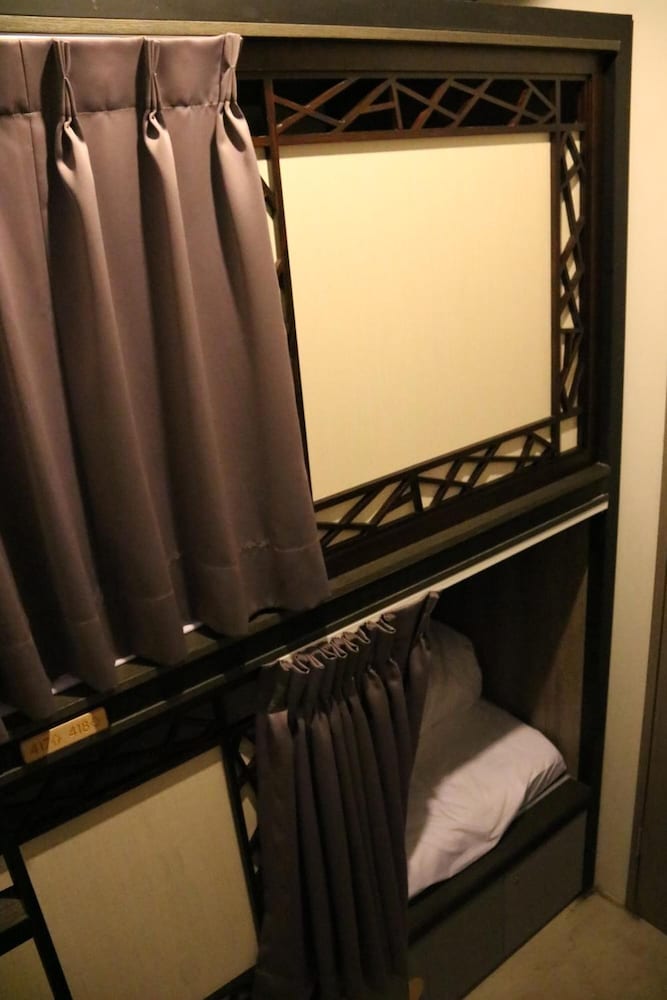 DAN Hostel 24/32