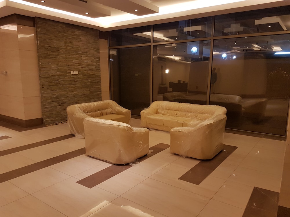 Magic Suite Al Mahboula - 2 16/36