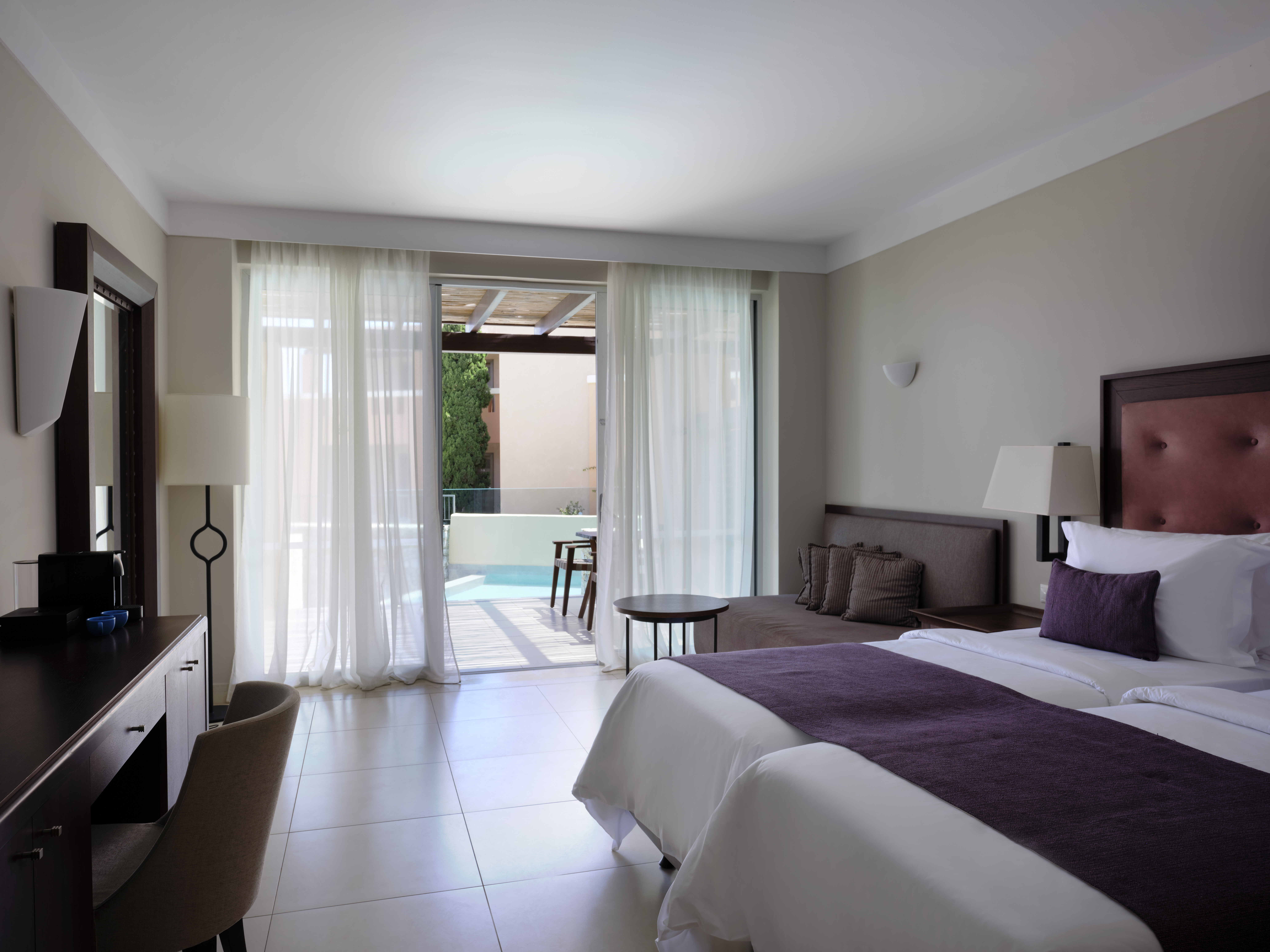 Swim Up, Double or Twin Bed, Inland View