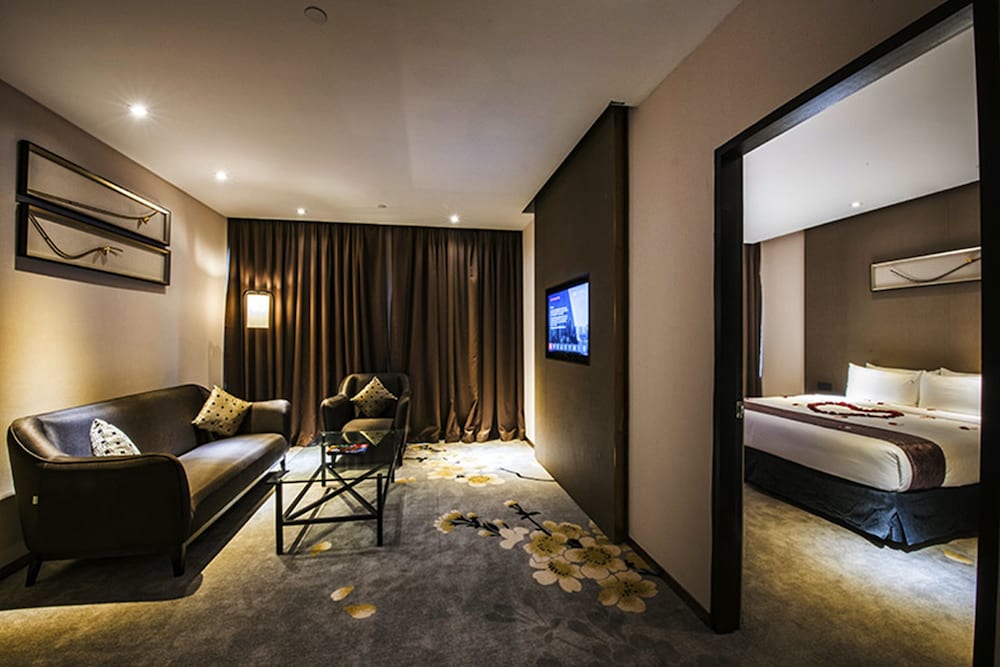 Geno Hotel 13/34