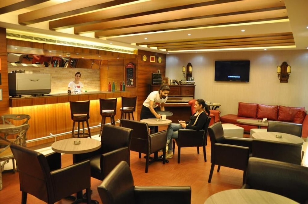 Ceasar S Park Hotel 42/50