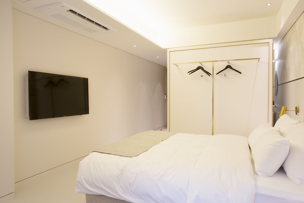 Gwangmyung JS Boutique Hotel 14/50