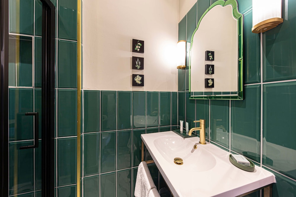 Escape Boutique B&B 62/68