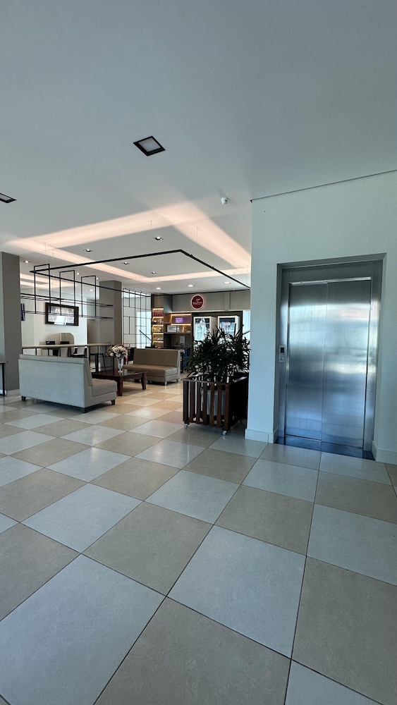 Hotel Guapindaia Praca 38/44