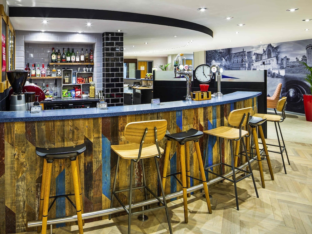 Ibis Rugby East 44/68