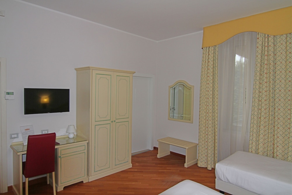 Hotel Centrale 24/67