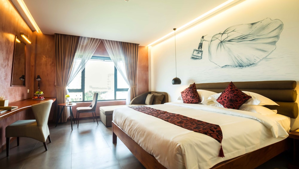 Almond Bassac River Hotel 9/49