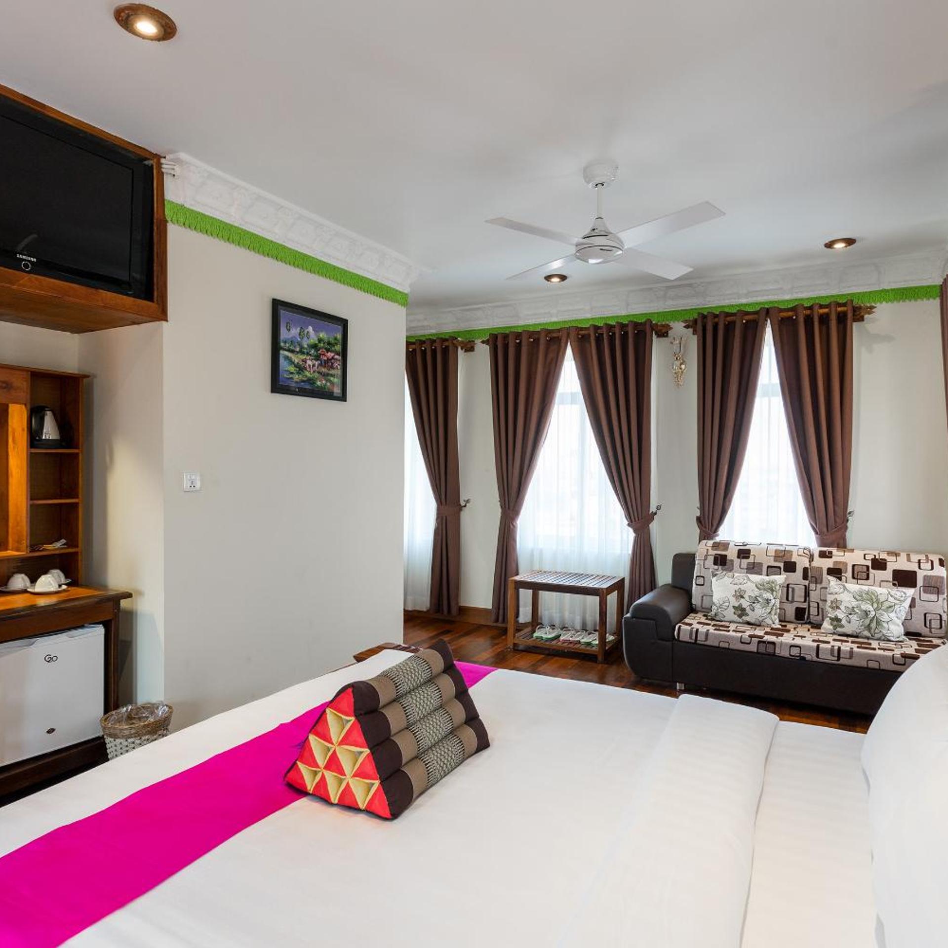 غرفة ديلوكس بسرير مزدوج، Okay Palace Hotel 6/10
