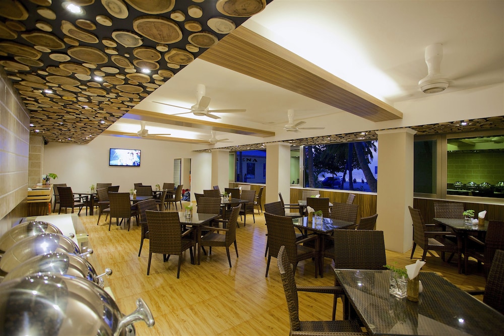 Kaani Beach Hotel 45/59