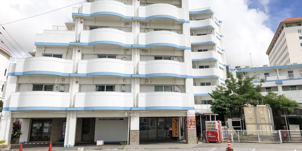 Sunset Hills Inn Naha 1/50