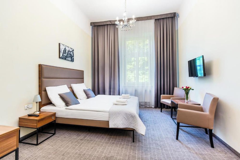Aparthotel Old Town 9/30