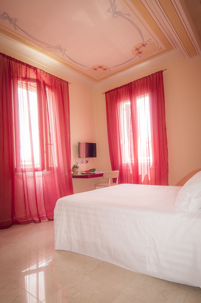 Hotel Villa Maranello 5/27