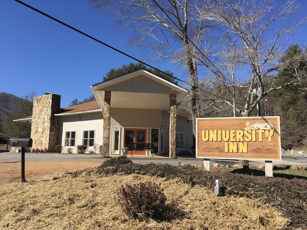 Rodeway Inn & Suites 18/19