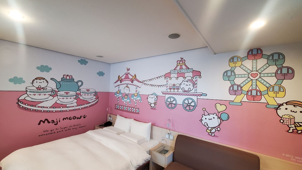 Yomi Hotel 69/76