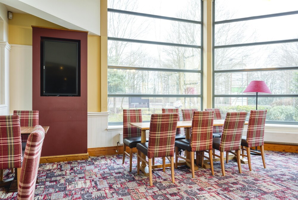 Premier Inn Andover 43/57