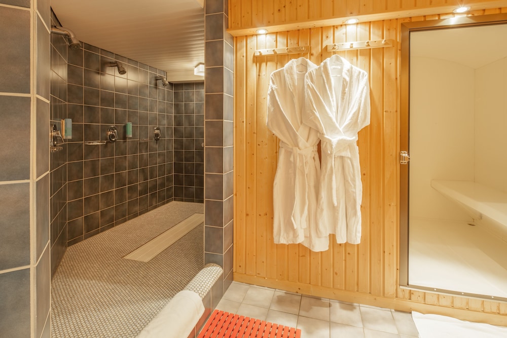 Hotel Ambiente 40/41