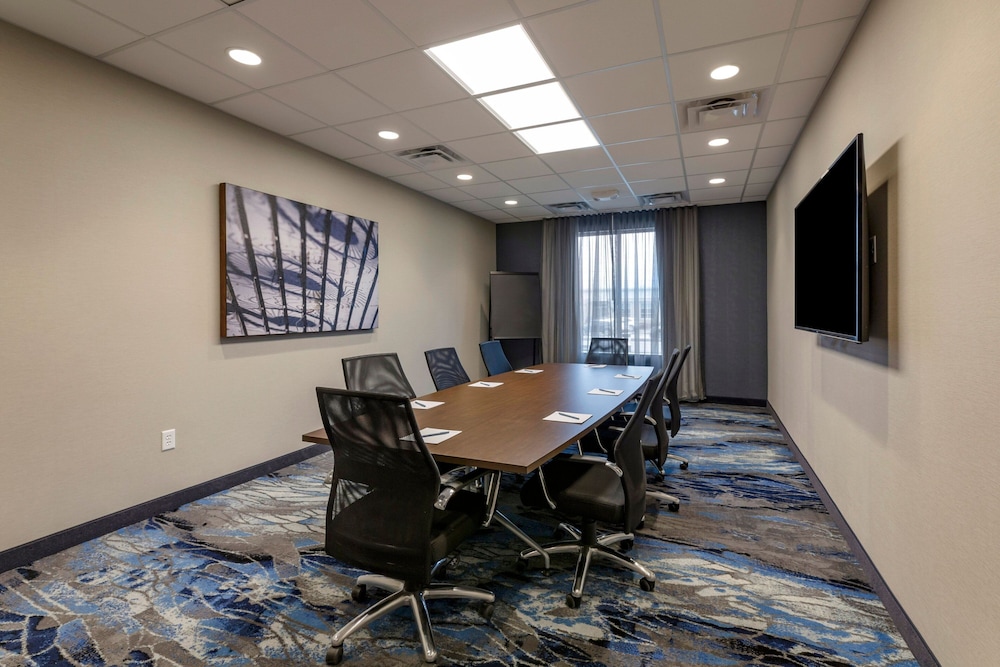 Fairfield by Marriott Inn & Suites Sandusky 41/49