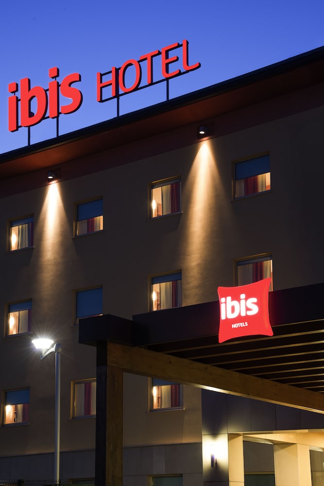 Ibis Como 1/64