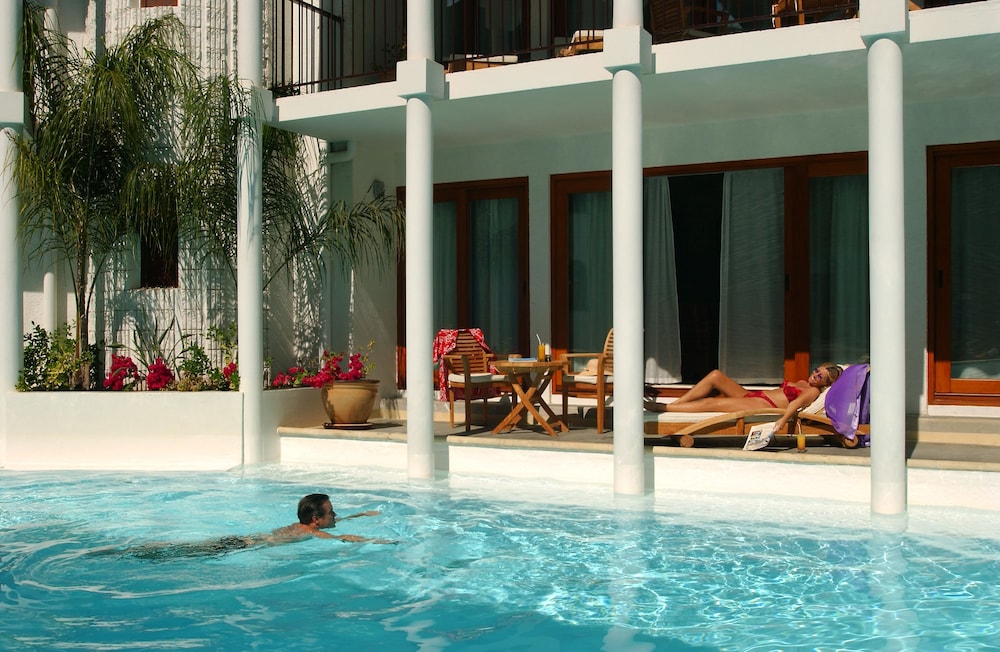 Le Saint Alexis Hotel & Spa 36/45