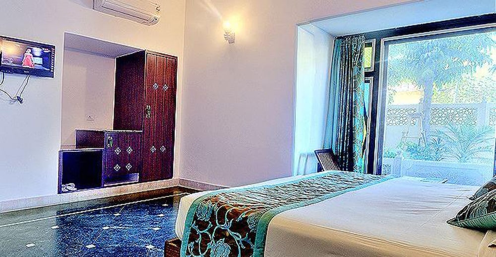 Nahargarh Haveli Hotel 24/52