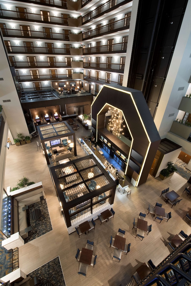 Embassy Suites Columbus 30/68
