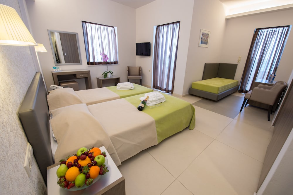 Astron Hotel 18/50