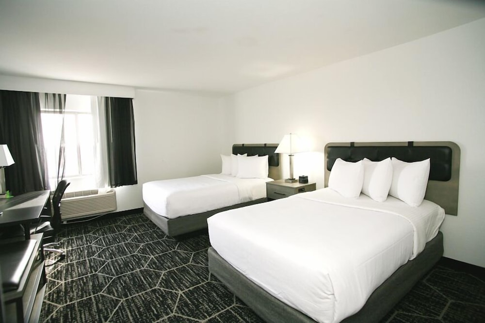 La Quinta Inn & Suites by Wyndham Des Moines West Clive 21/68