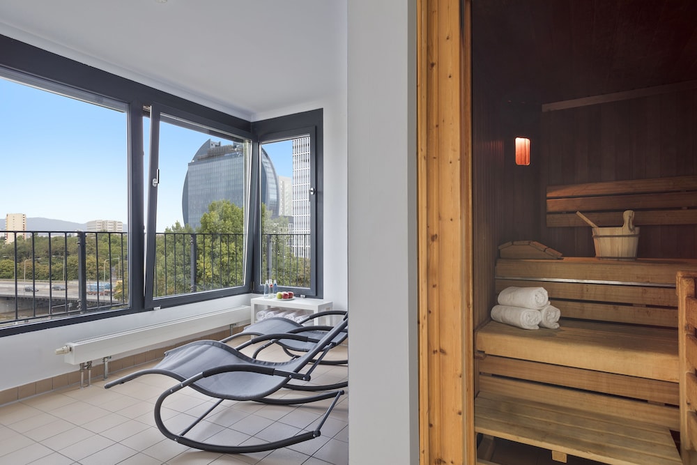 Hotel Frankfurt Messe Affiliated By Melia 36/73