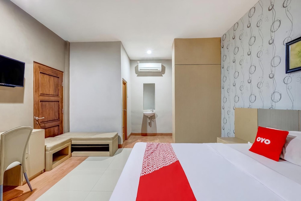 OYO 3726 Tembok Batu Residence 30/68