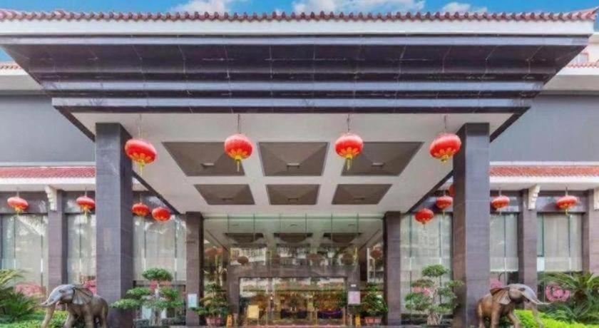 Chaozhou Hotel 2/49