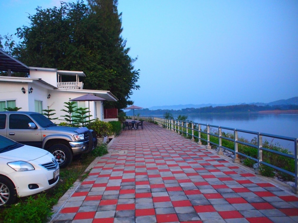 Aenguy Sabey Chiangkhan Homestay 8/17