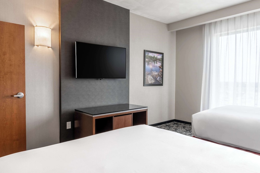 Drury Plaza Hotel College Station 15/50