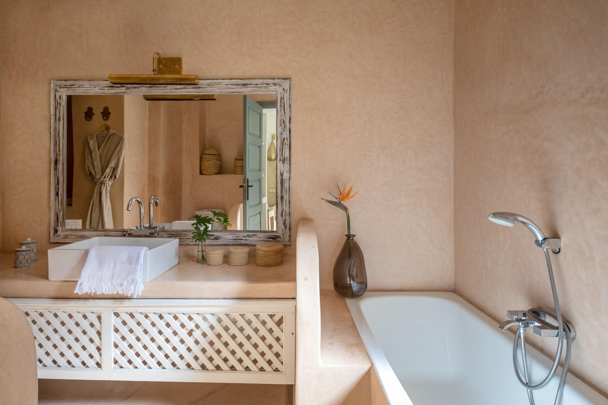 Deluxe, Double Bed, Bathtub, Riad Olema et Spa 5/6