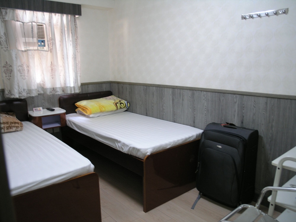 Majestic 7 Guest House 46/66