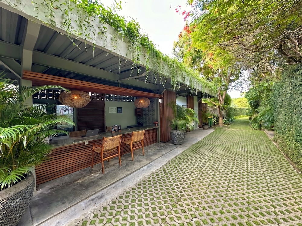 Zin Berawa Villas & Bungalows 46/54