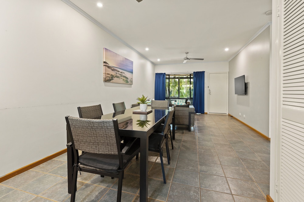 Broome Beach Resort 40/48