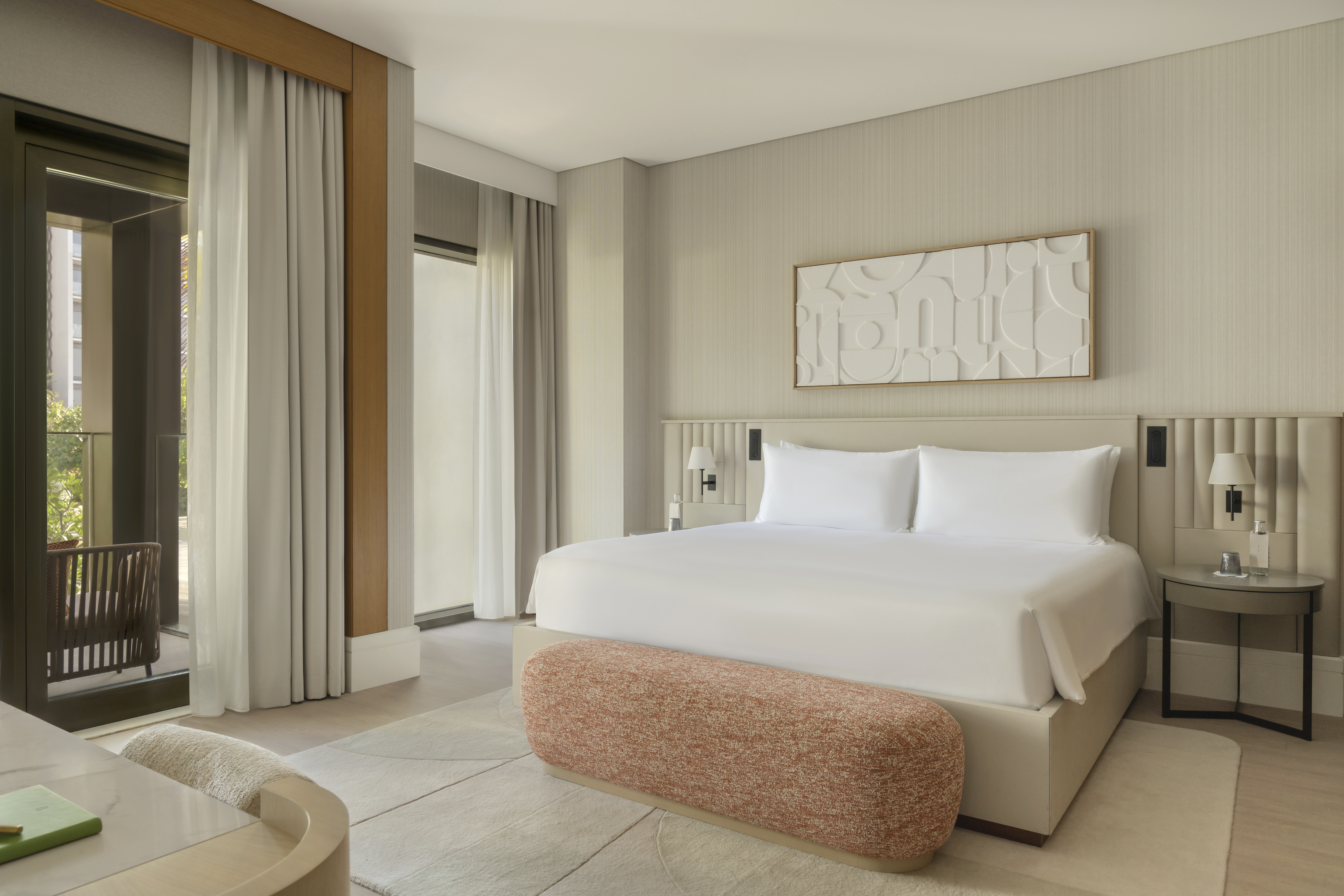 Waking Eclipse, Suite, Resort View
