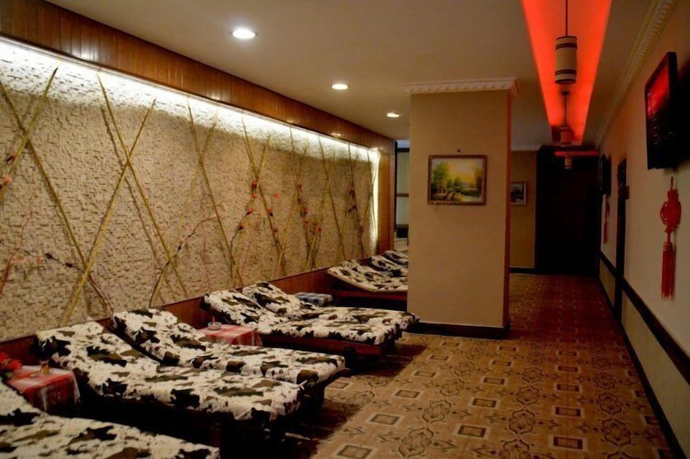 Magic Sun Hotel 10/20