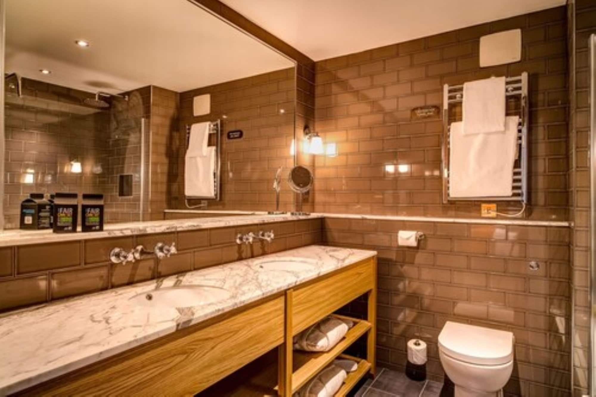 Clocktower, Suite, King Bed