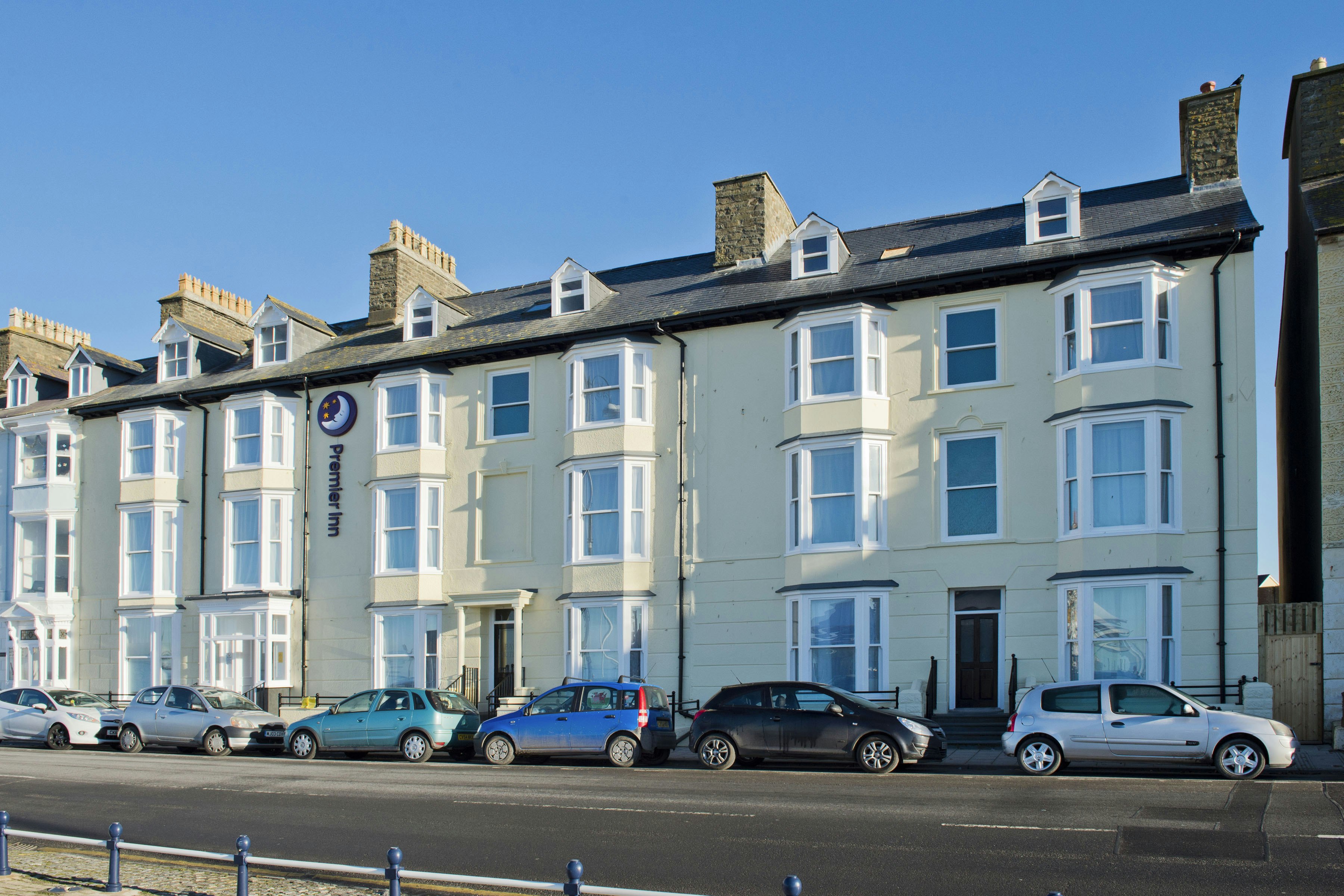 Premier Inn Aberystwyth 29/34