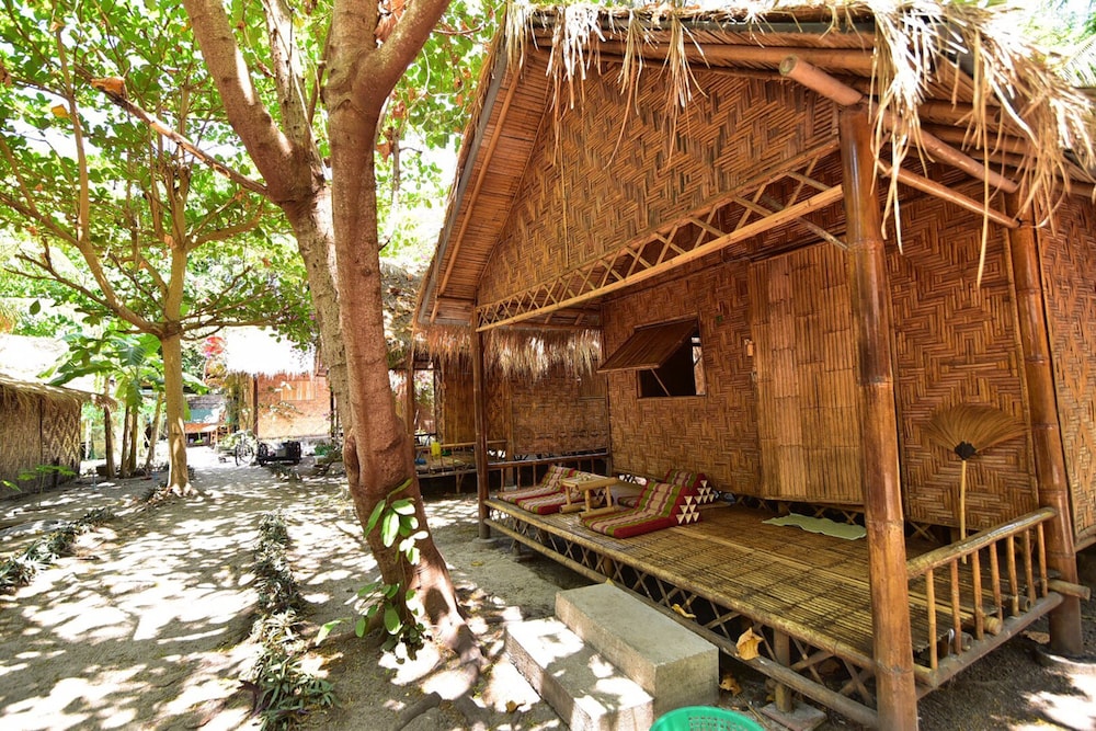 Green View Beach Resort 11/73