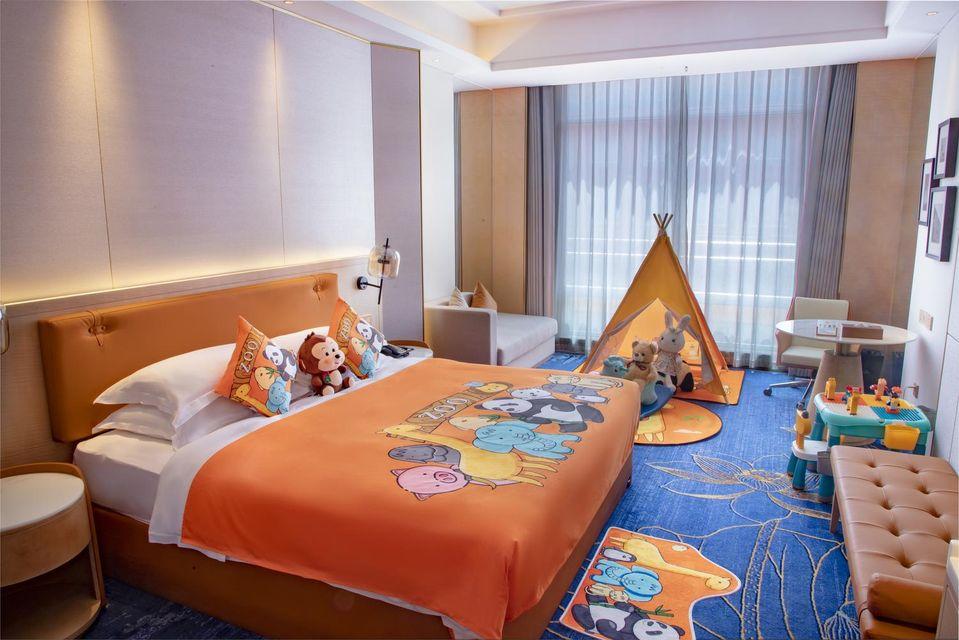 Paradise, Deluxe, Family, Double Bed